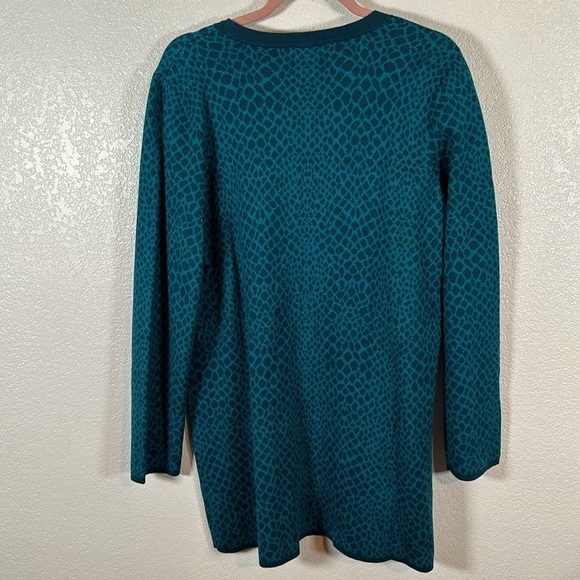 Isaac Mizrahi Live Blue Abstract Print Long Line Button Down Cardigan Size 1x - Picture 5 of 7